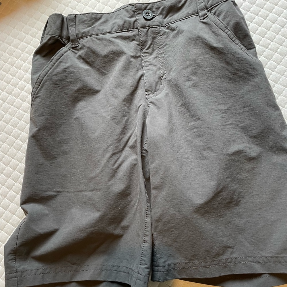 Patagonia boys shorts. Size Youth M(10).